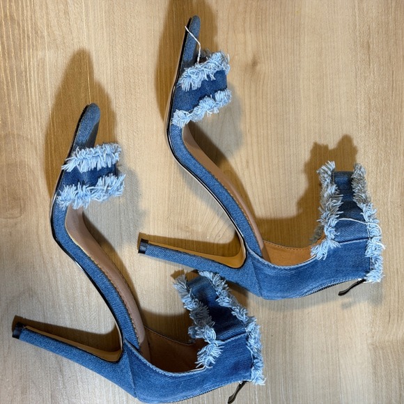 Blue Frayed Denim 6.5 Euro 37 Stiletto Sandals Ankle Strap Back Zip Heels - Picture 5 of 10